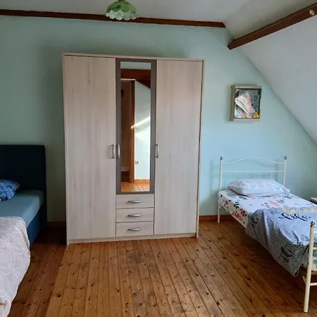 Holiday home Du Bois De Saint Yvon Comines-Warneton