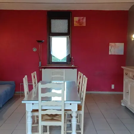 Du Bois De Saint Yvon Holiday home